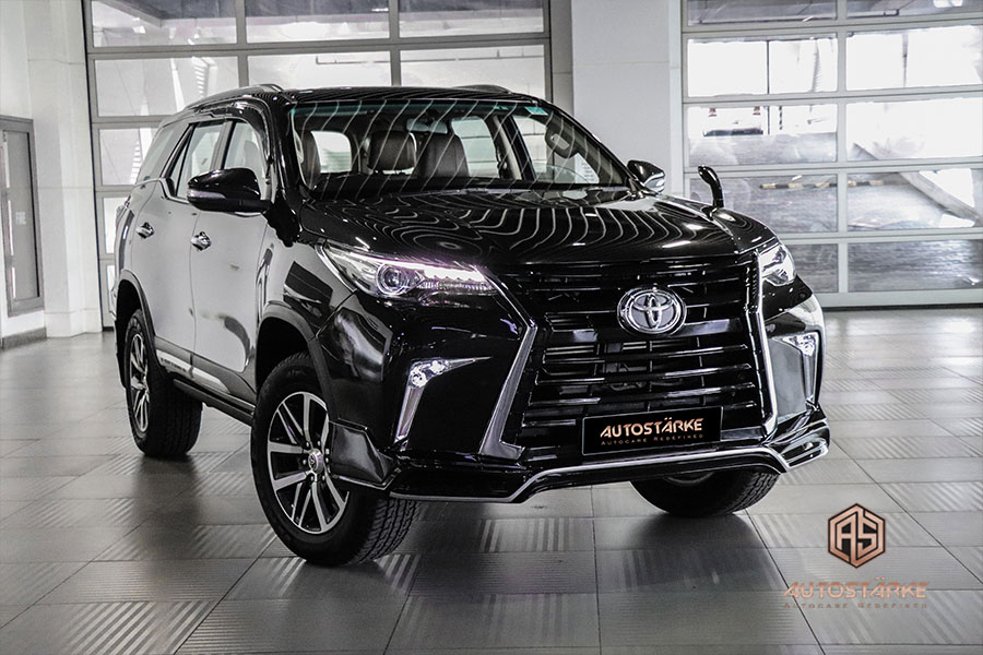 Lexus Lx 570 type Fortuner Bodykits