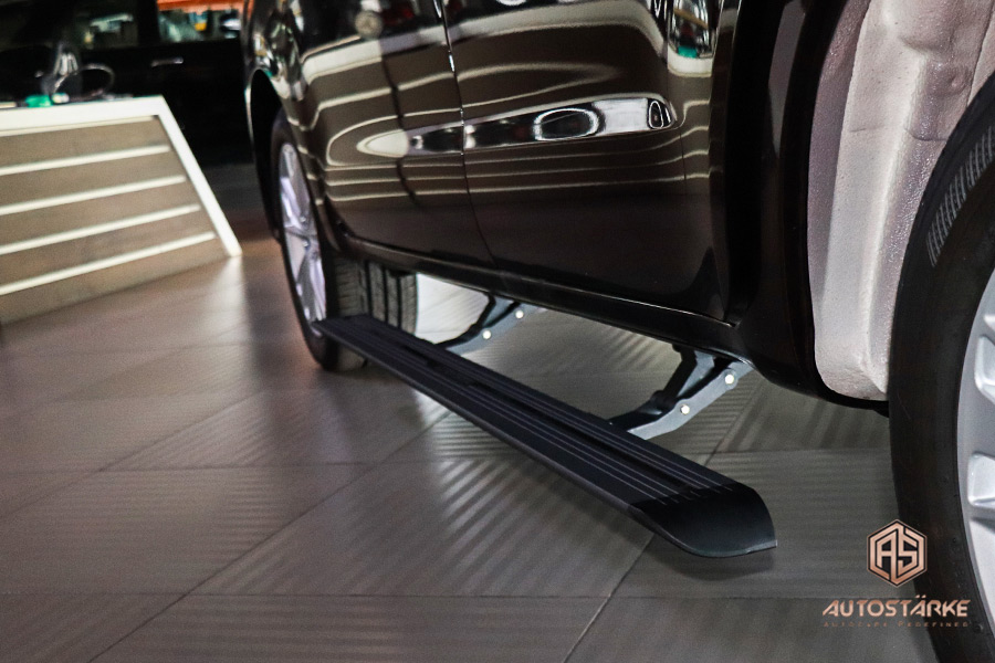 Automatic Foot Side Step