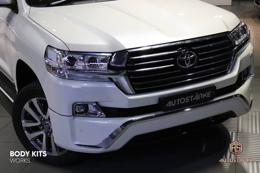 Land Cruiser v8 body kit