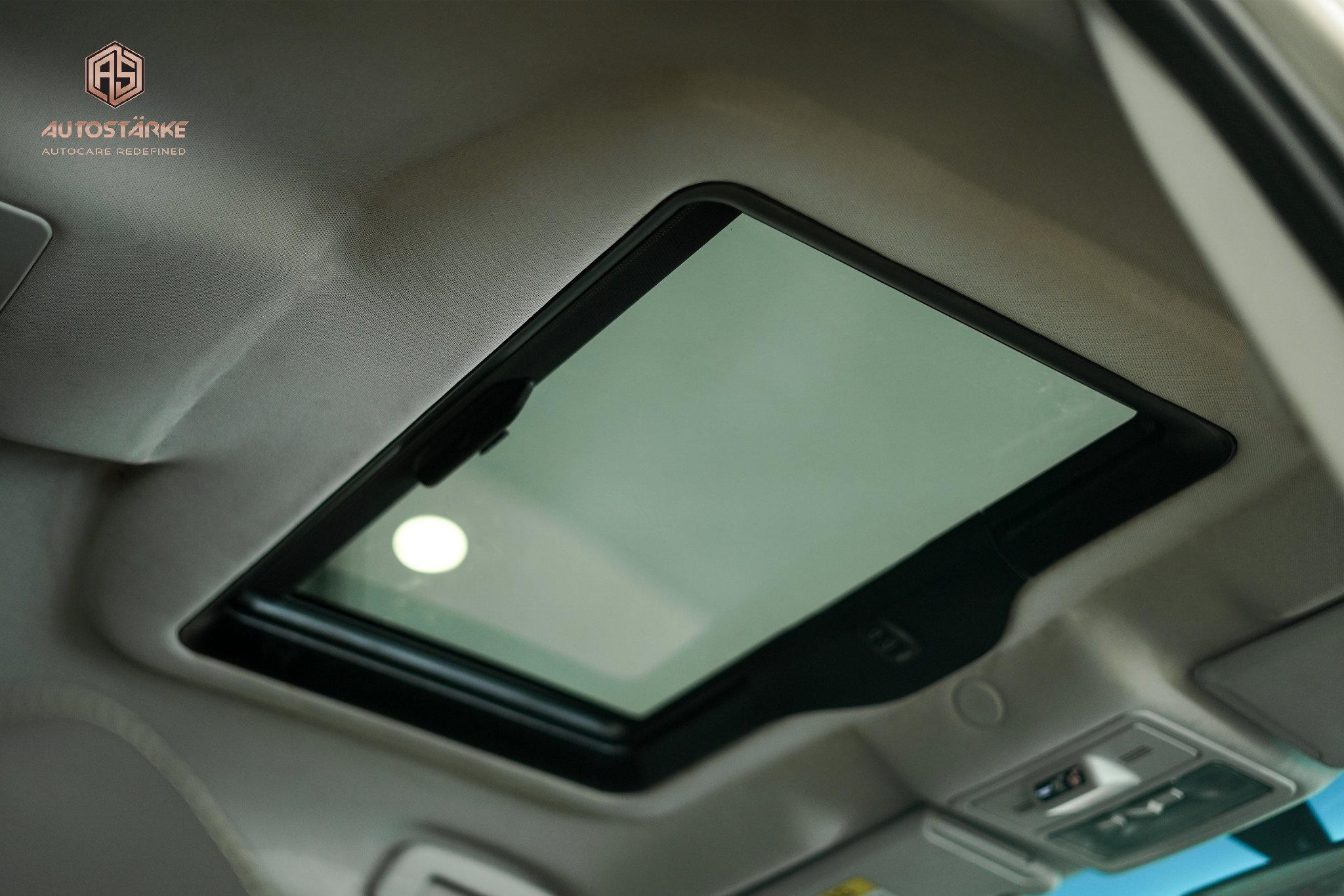 tata hexa sunroof accessories