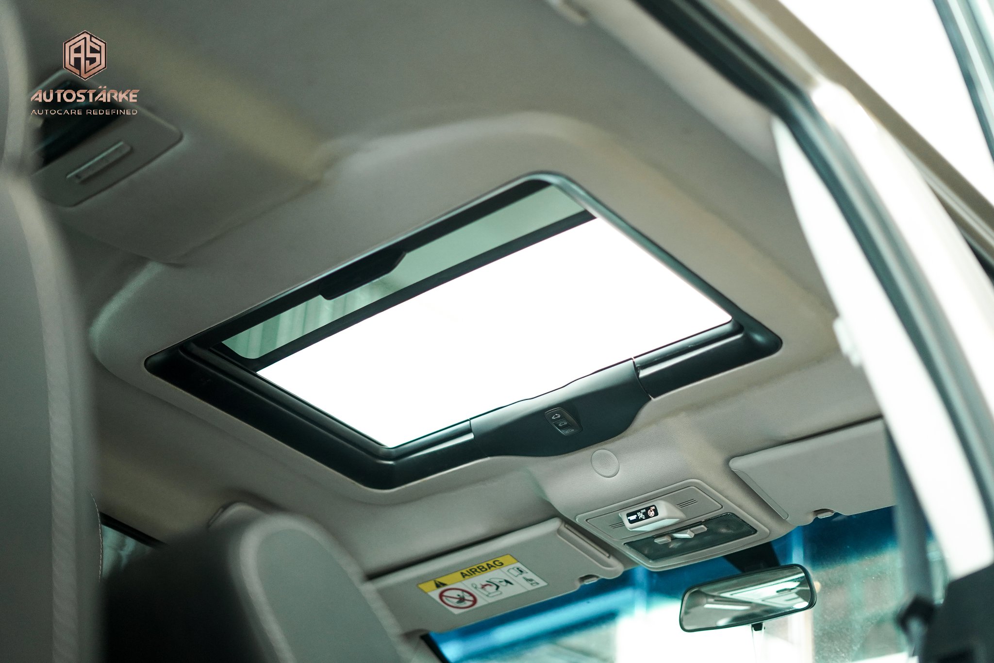 tata hexa sunroof car