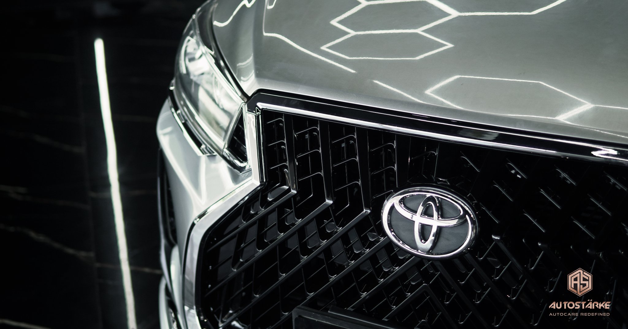 INNOVA CRYSTA LEXUS STYLE BODYKIT